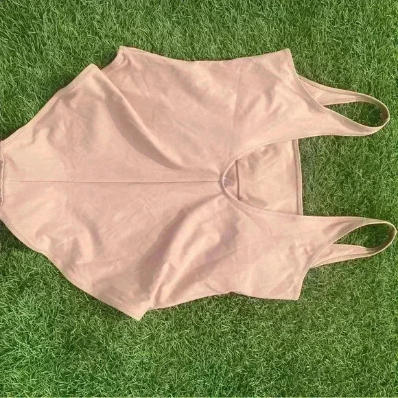 Skims Sculpting Swimsuit One Piece Sienna 3x - Picture 6 of 6